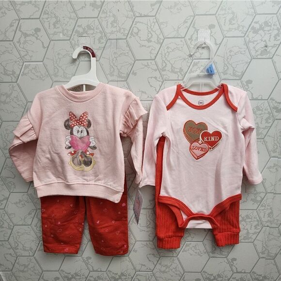 Nwt Valentine's Day Baby Girl's Clothes Bundle - Picture 1 of 6